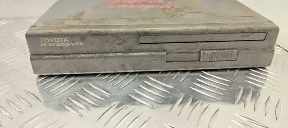 Toyota Avensis T250 Navigation unit CD/DVD player 0866200880 AAAB131824