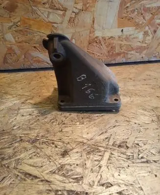 Mercedes-Benz C W204 Engine mounting bracket A2722232104