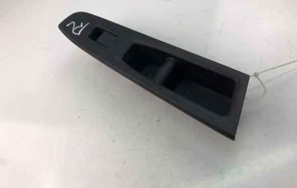 Toyota Yaris Electric window control switch 742310D700