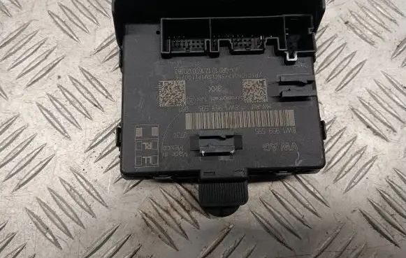 Audi Q5 SQ5 Door control unit/module 8W1959595