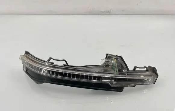 Audi Q7 4M Mirror indicator light 4M0949102