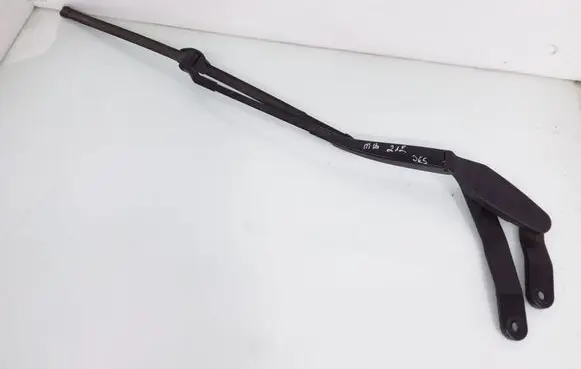 Mercedes-Benz E W212 Front wiper blade arm A2128200944