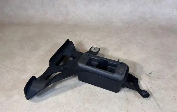 Porsche Cayenne (92A) Jacking socket point 7P5802819A