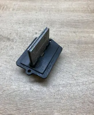 Heater blower motor/fan resistor