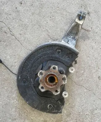BMW 7 G11 G12 Front wheel hub spindle knuckle