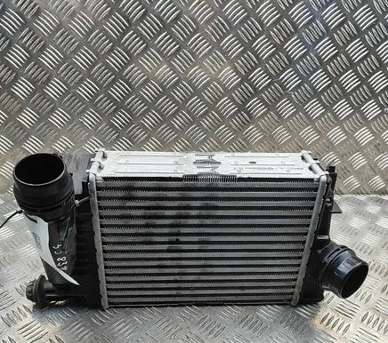 Nissan Qashqai J12 Intercooler radiator 144962803R