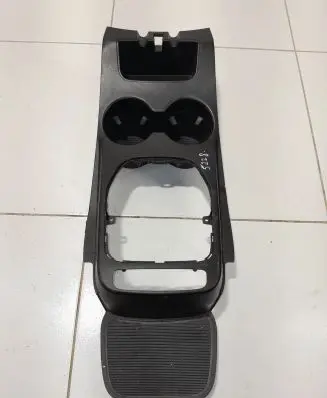 Hyundai Santa Fe Other center console (tunnel) element 846522W000 846502W055