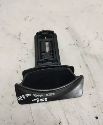 Mercedes-Benz ML W164 Hand brake release handle 18111547 A2514200077 651420007R