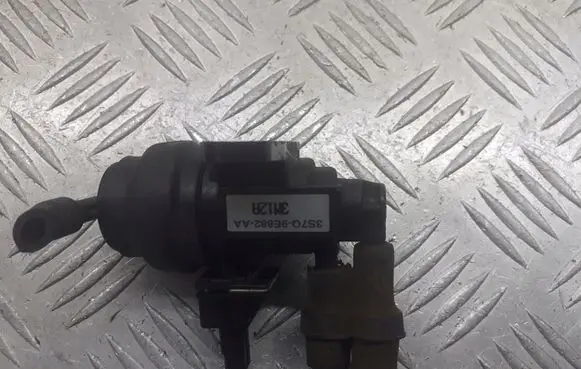 Ford Mondeo Mk III Turbo solenoid valve 3S7Q-9E882-AA