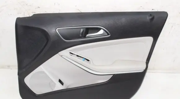 Mercedes-Benz GLA W156 Front door card panel trim