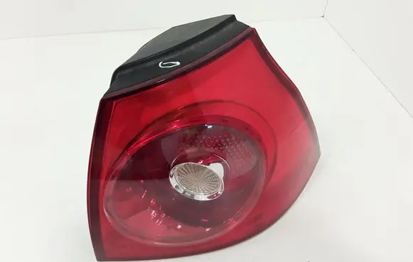 Volkswagen Golf V Rear/tail lights
