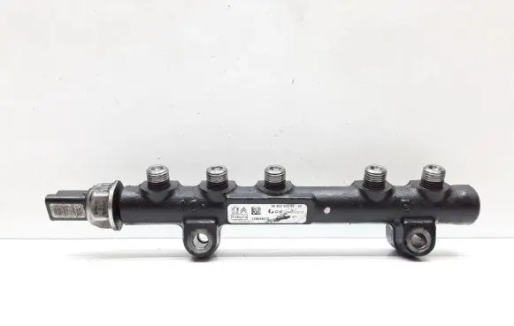 Volvo V60 Fuel main line pipe 9685297580