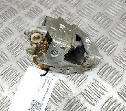 Mercedes-Benz 190 W201 Front door lock A2017201435