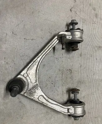 Jaguar XE Front upper control arm/wishbone GX733084