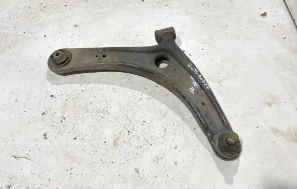 Mitsubishi Outlander Front lower control arm/wishbone