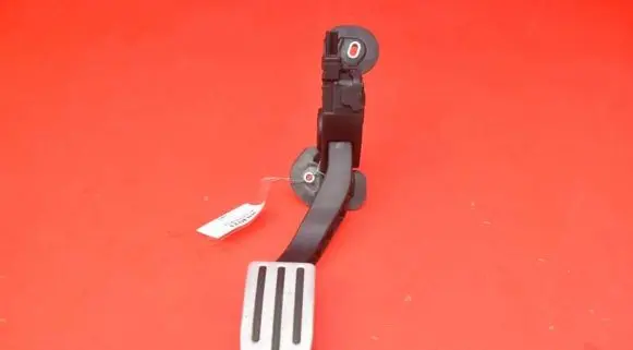 Tesla Model S Accelerator throttle pedal BE5C9F836-AA