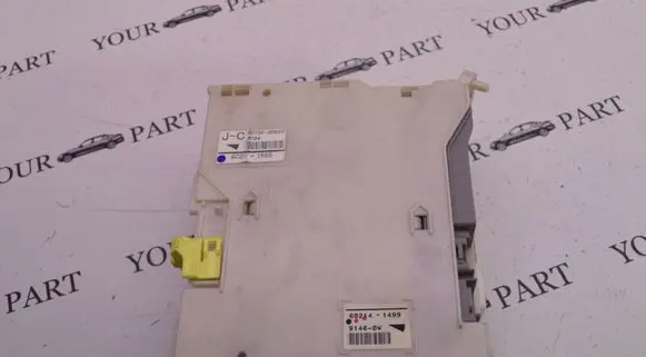 Lexus GS 300 350 430 450H Power steering control unit/module 8273030620