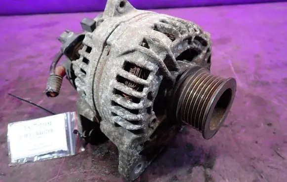 Renault Clio III Generator/alternator 