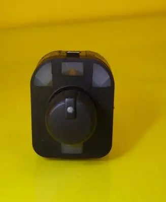 Audi A8 S8 D3 4E Wing mirror switch 8E0959565A