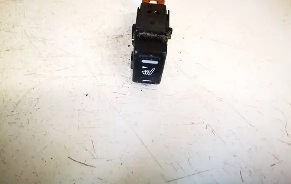 Nissan X-Trail T30 Seat heating switch 