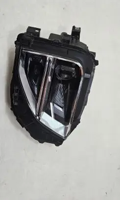 Mitsubishi Eclipse Cross Headlight/headlamp 10067143