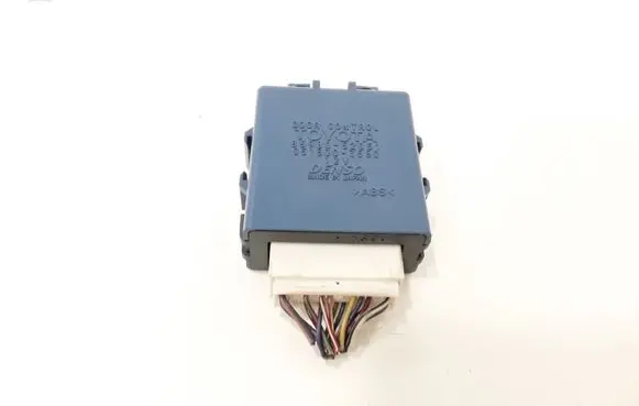 Toyota Yaris Door control unit/module 8598052051