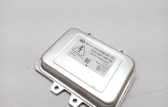 Citroen C4 Grand Picasso Headlight part 5DV009000