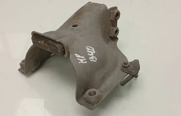 Audi A5 8T 8F Engine mounting bracket 8K0399059