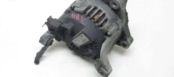 Toyota Verso Generator/alternator 8574045
