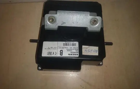 Volvo XC90 Head unit multimedia control 8696581