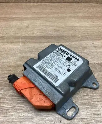 Renault Scenic I Airbag control unit/module 8200117652B 600639500 Used