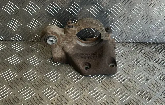 Volvo V60 Driveshaft support bearing bracket 30787842