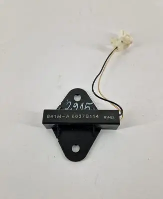 Mitsubishi Outlander Aerial antenna amplifier 841MA8637B114