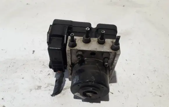Ford Focus ABS Pump 00402662E3 7G33K21H17 10097001243