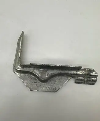 Battery bracket