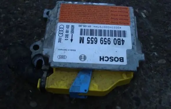 Audi A6 S6 C5 4B Airbag control unit/module