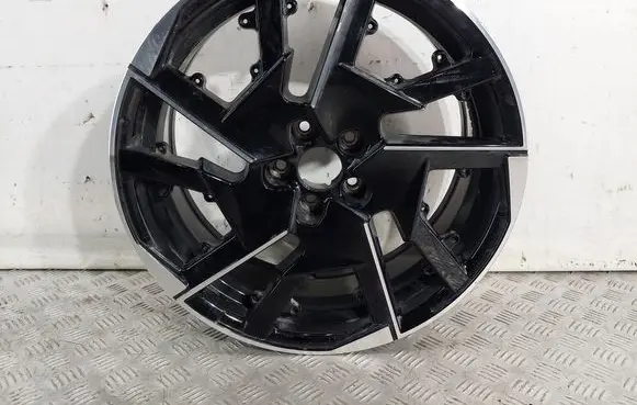 R19 alloy rim