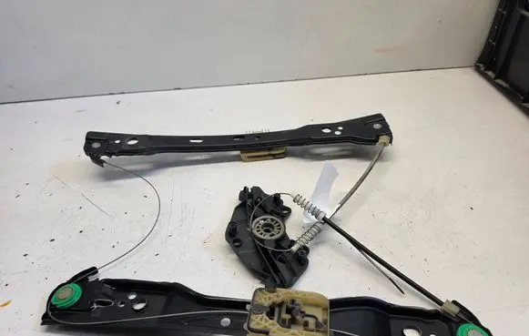 Volvo S60 Front window lifting mechanism without motor 921037102