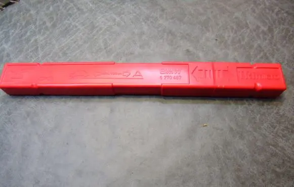 BMW 3 E90 E91 Tool box 6770487