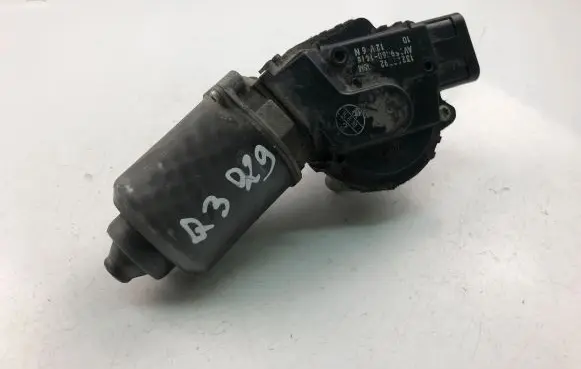 Opel Insignia A Wiper motor AV1590601415