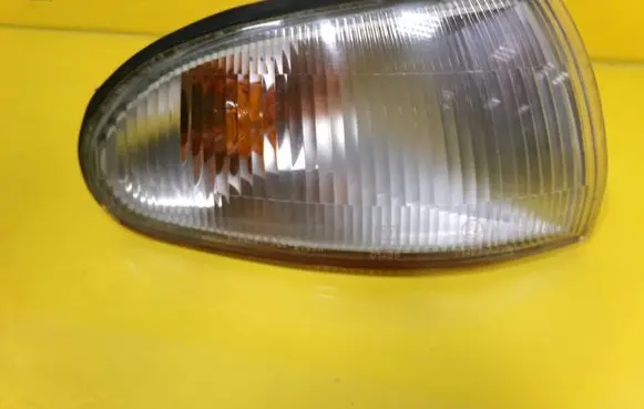 Mitsubishi Lancer Front indicator light 0455785