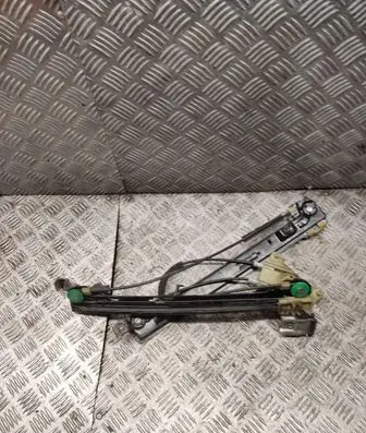 Seat Leon (1P) Front door window regulator with motor 