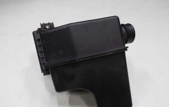 Mitsubishi Colt Air filter box MN130286