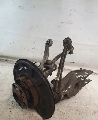 Mercedes-Benz E W212 Rear wheel hub spindle/knuckle 