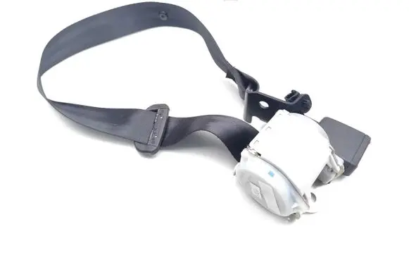 Middle seatbelt (rear)