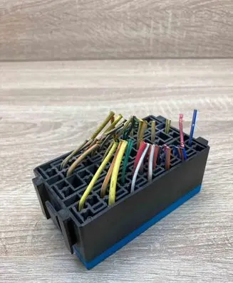 Renault Megane I Fuse module 1096033C 1096033