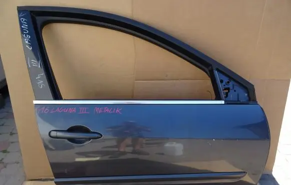 Renault Laguna III Front door