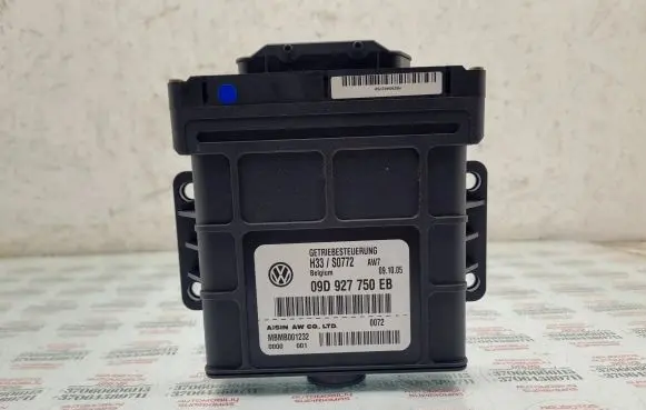 Volkswagen Touareg I Gearbox control unit/module 09D927750EB