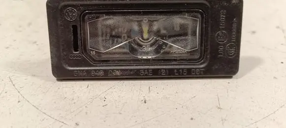 Volkswagen Touareg III Number plate light L00E215072