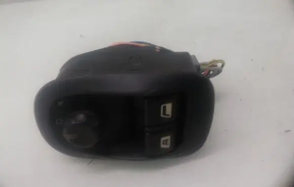 Peugeot 406 Electric window control switch 11914